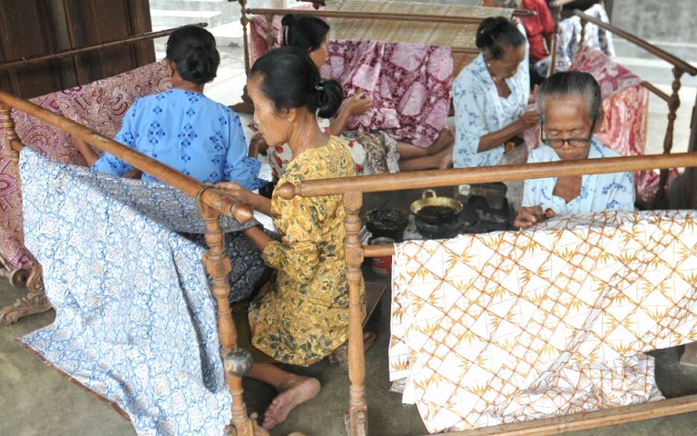 Belanja di Kampung Batik Kauman