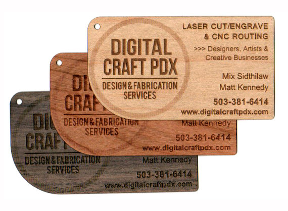 Kartu nama unik, bisa dijadikan gantungan kunci