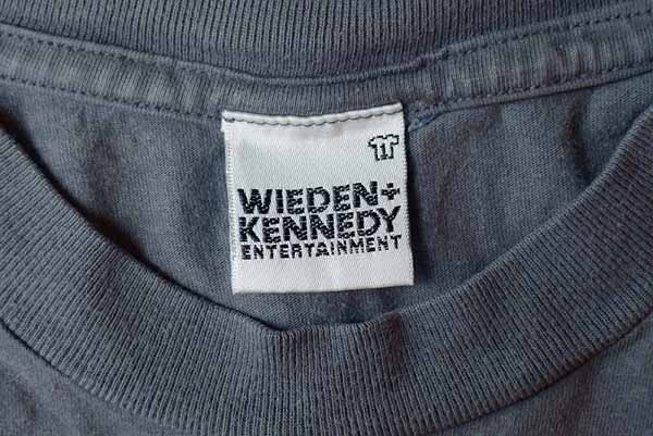 tempat-pemasangan-label-kaos