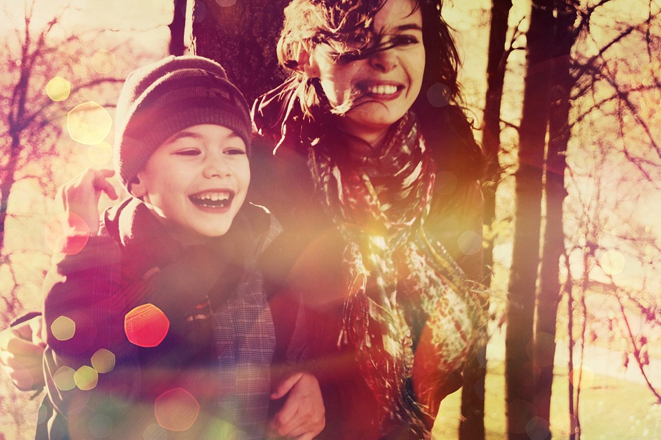 Ibu-yang-Selalu-Menemani-AnakCC0LisaLiza