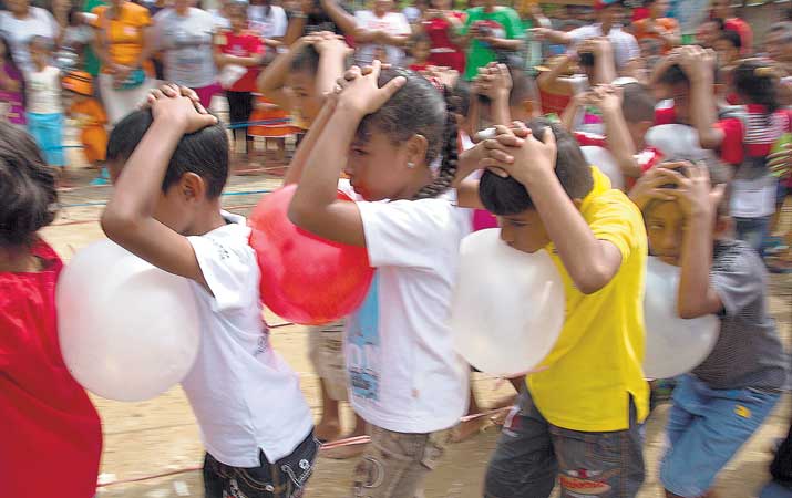 ide lomba 17 agustus balap balon