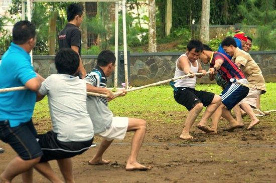 ide lomba tarik tambang