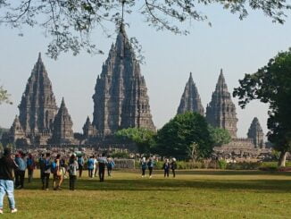 Wisata Candi prambanan di Yogyakarta