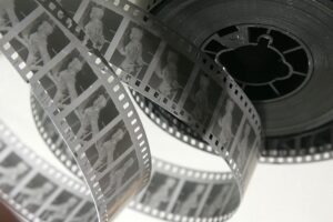 Terlalu Banyak Klip yang Tidak Perlu Terlalu Banyak Klip yang Tidak Perlu